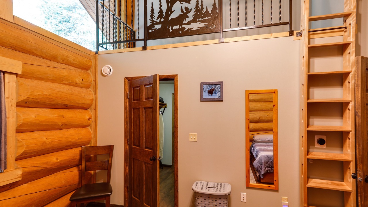 Photo of Bedroom in Badger