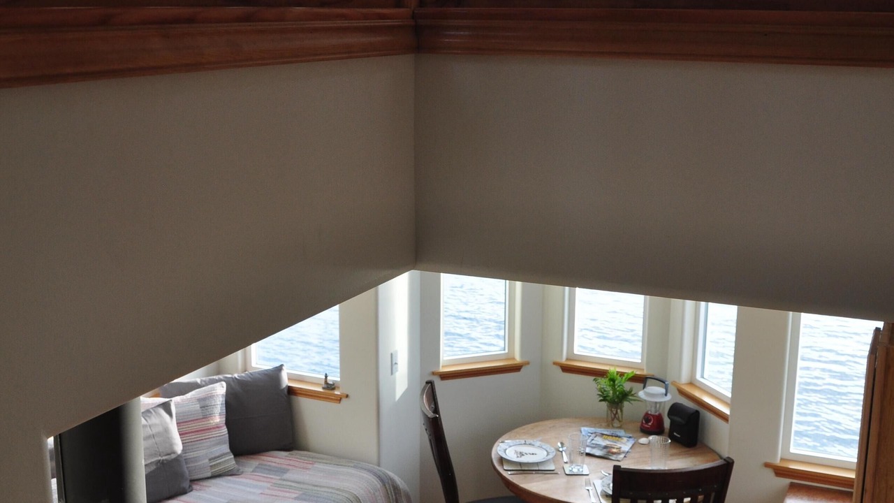 Photo of Bedroom in Ismailof Island