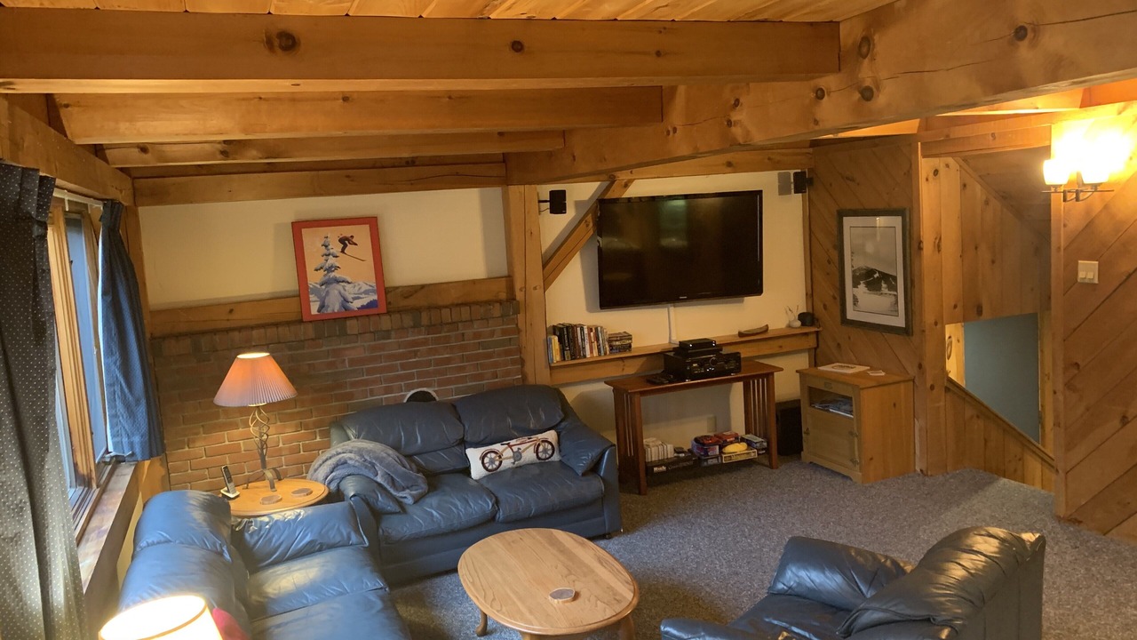 Photo of Livingroom in Carrabassett Valley