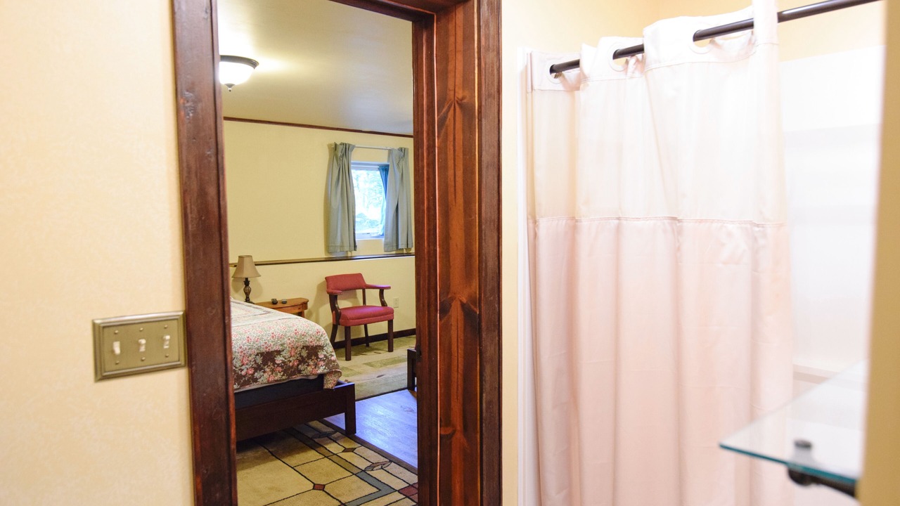 Photo of Bedroom in Seward