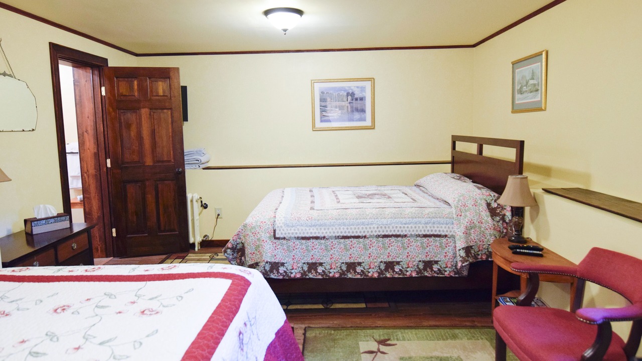 Photo of Bedroom in Seward