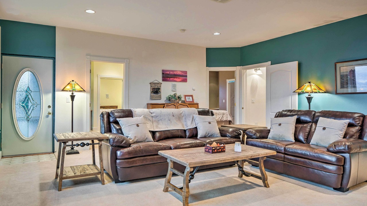 Photo of Livingroom in Ketchikan