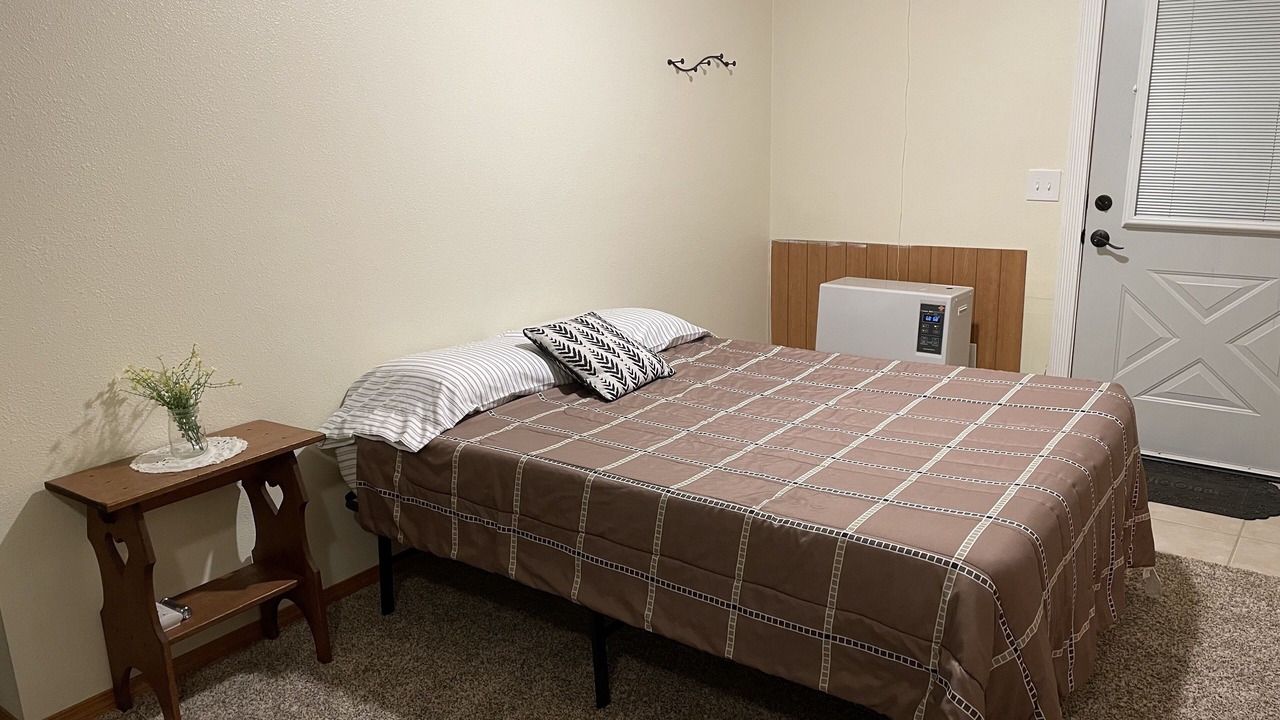 Photo of Bedroom in Nikiski