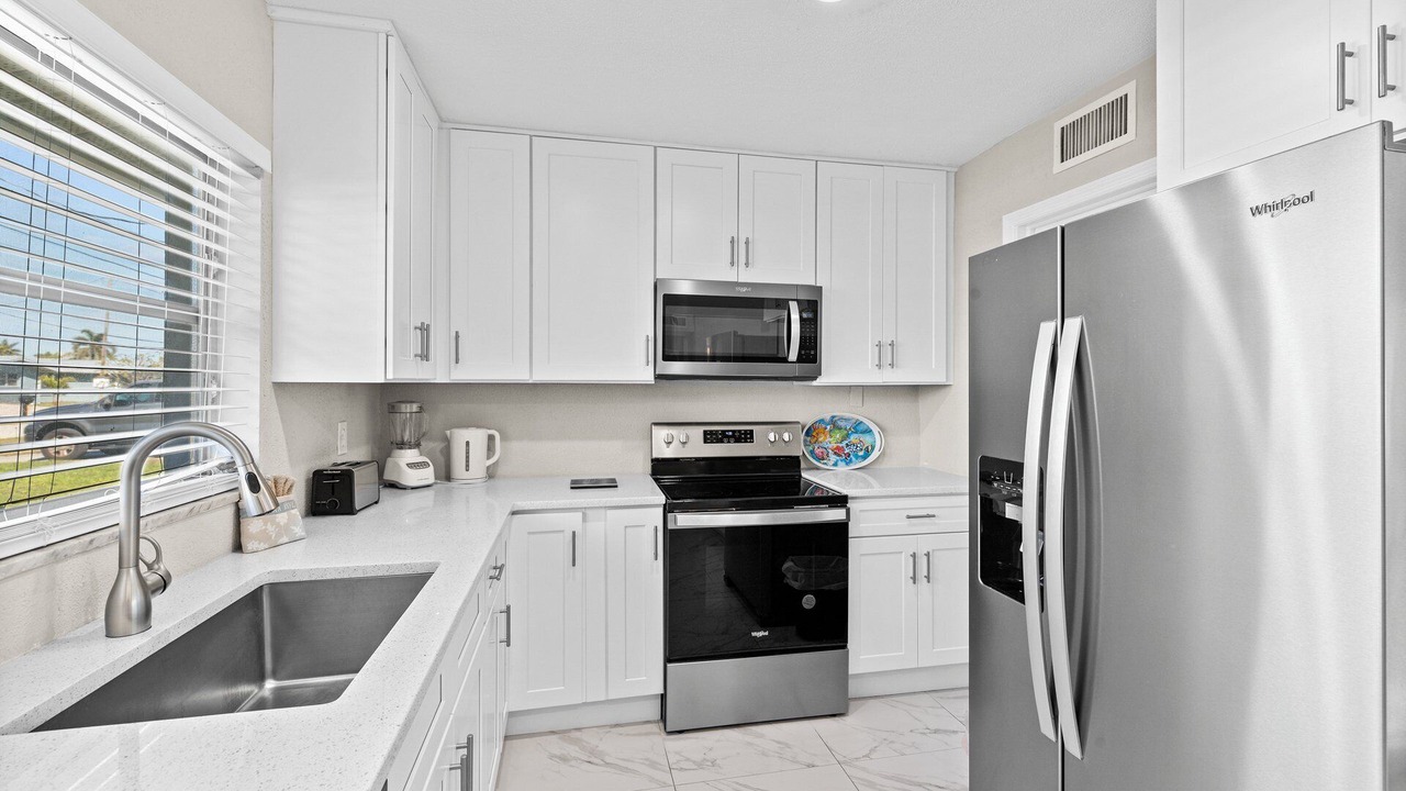Photo of Kitchen in Yacht Club