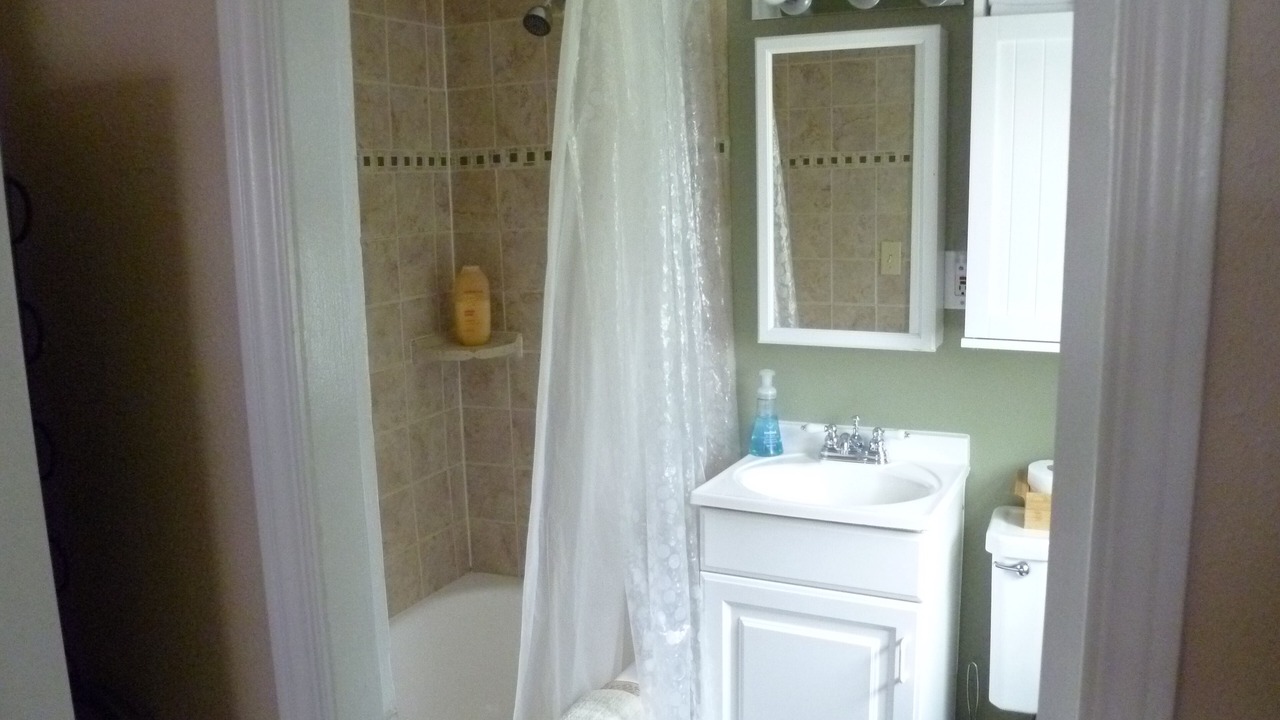 Photo of Bathroom in Fairview