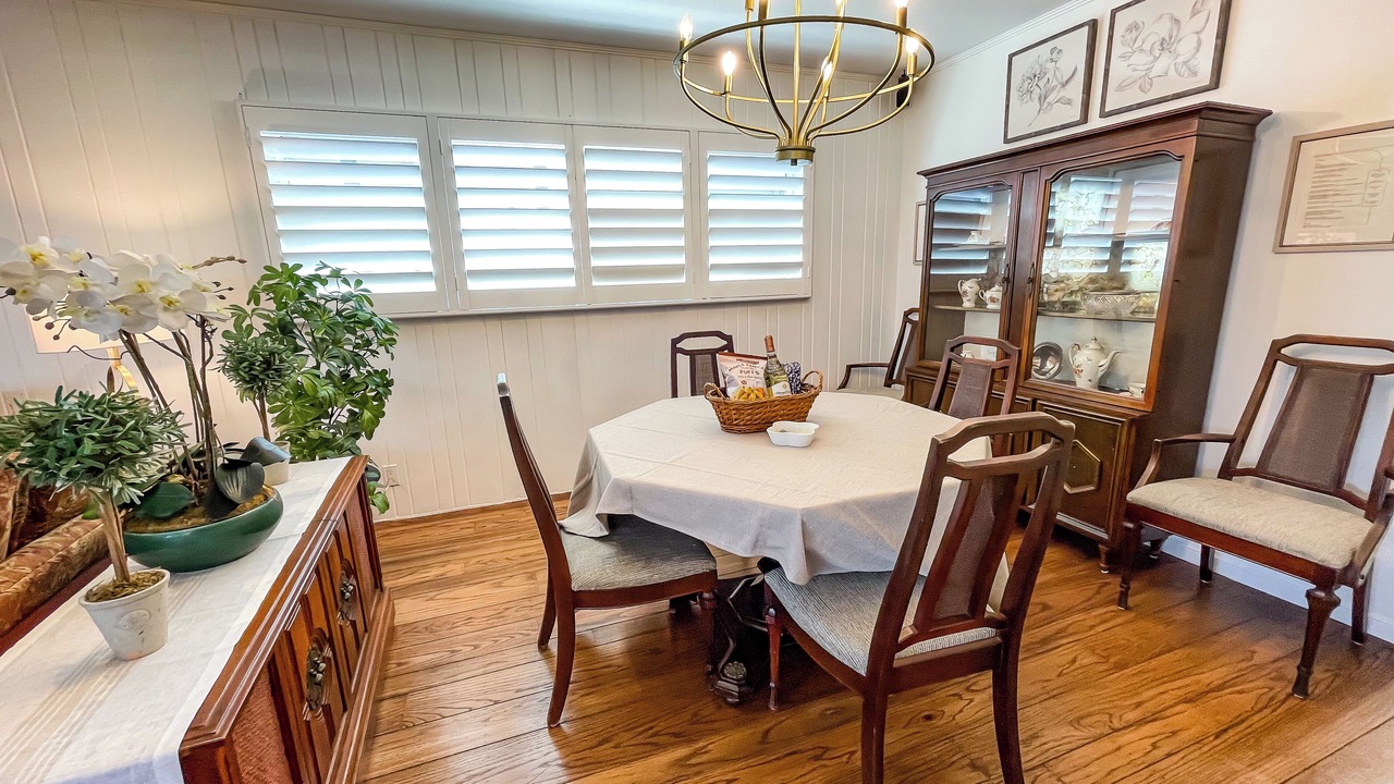 Photo of Livingroom in Westlake