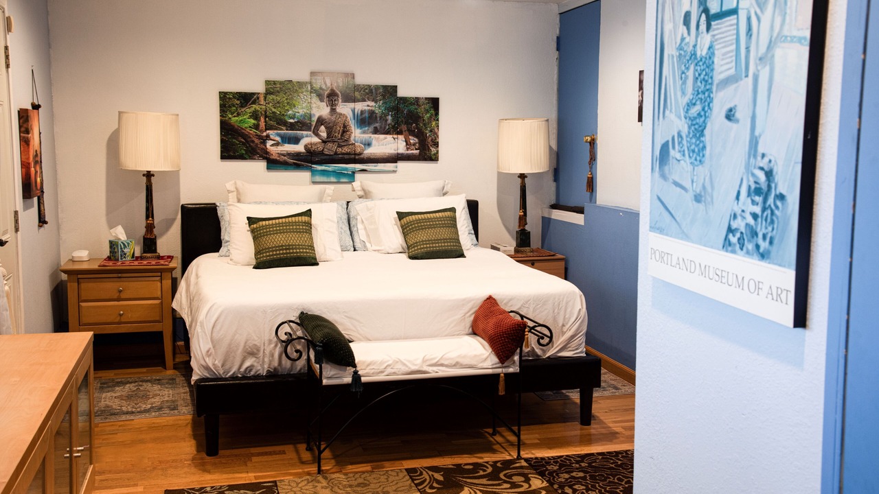 Photo of Bedroom in Leona Heights