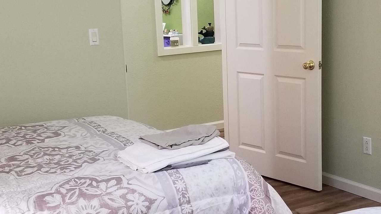 Photo of Bedroom in Seward