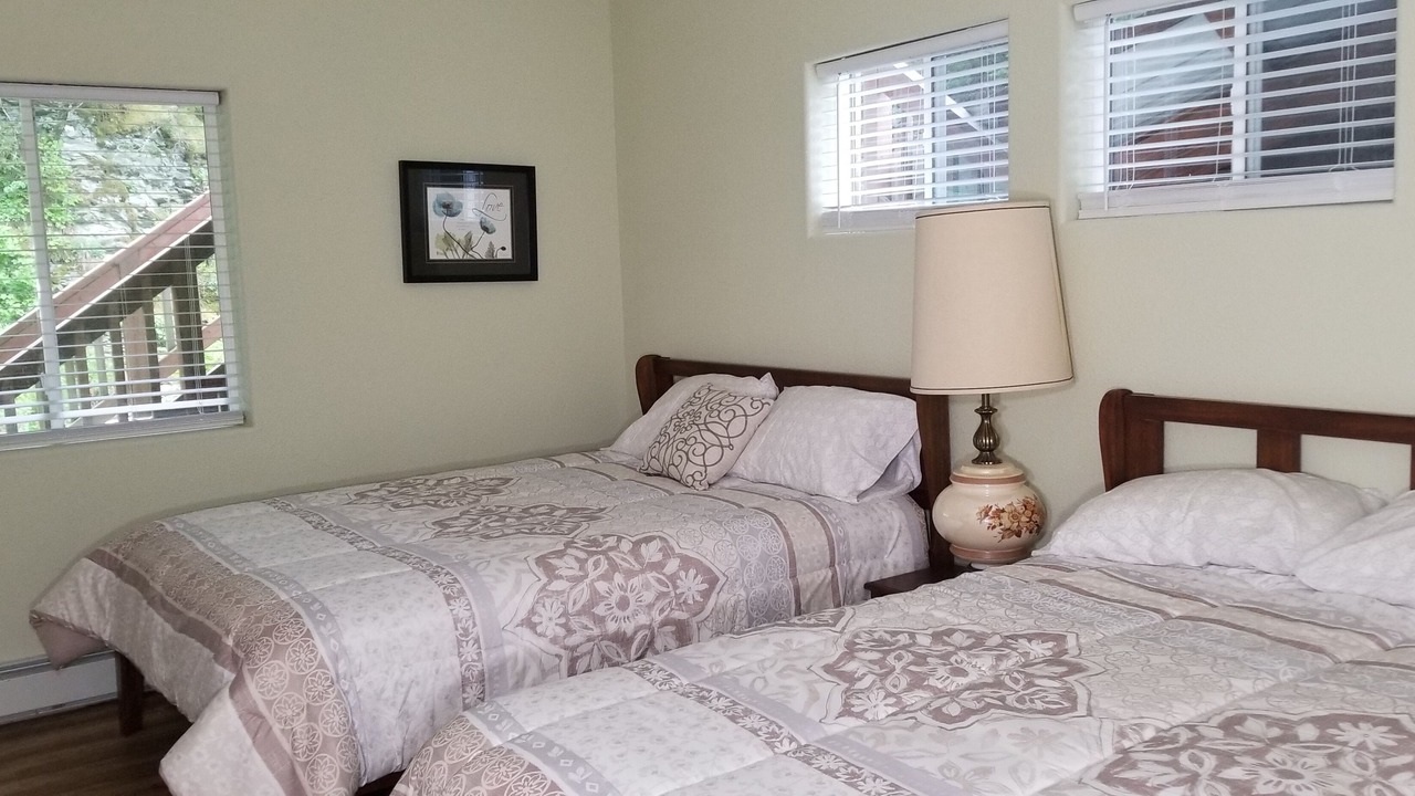 Photo of Bedroom in Seward