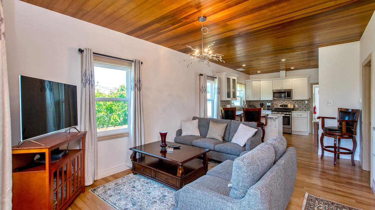 Photo of Bedroom in West Alameda