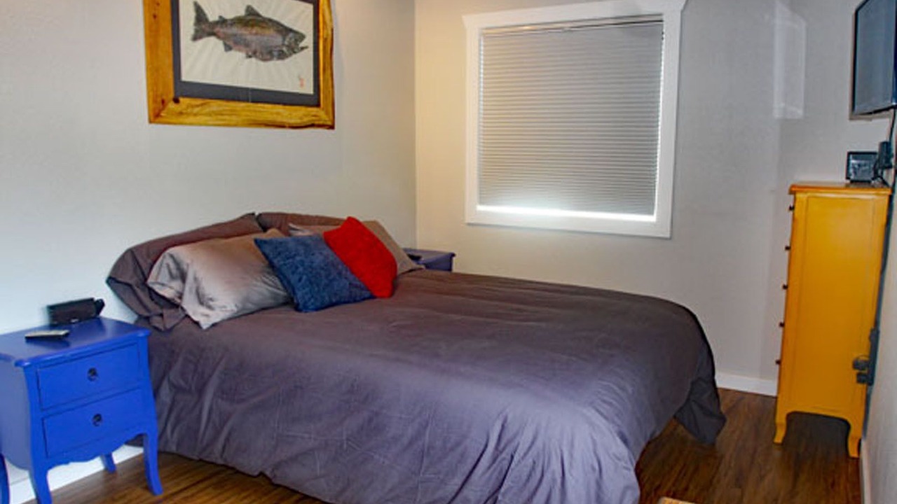 Photo of Bedroom in Ketchikan
