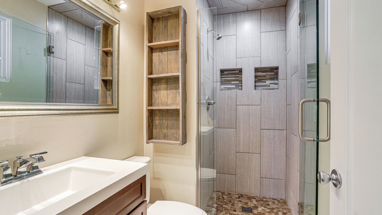 Photo of Bathroom in Old Seward - Oceanview