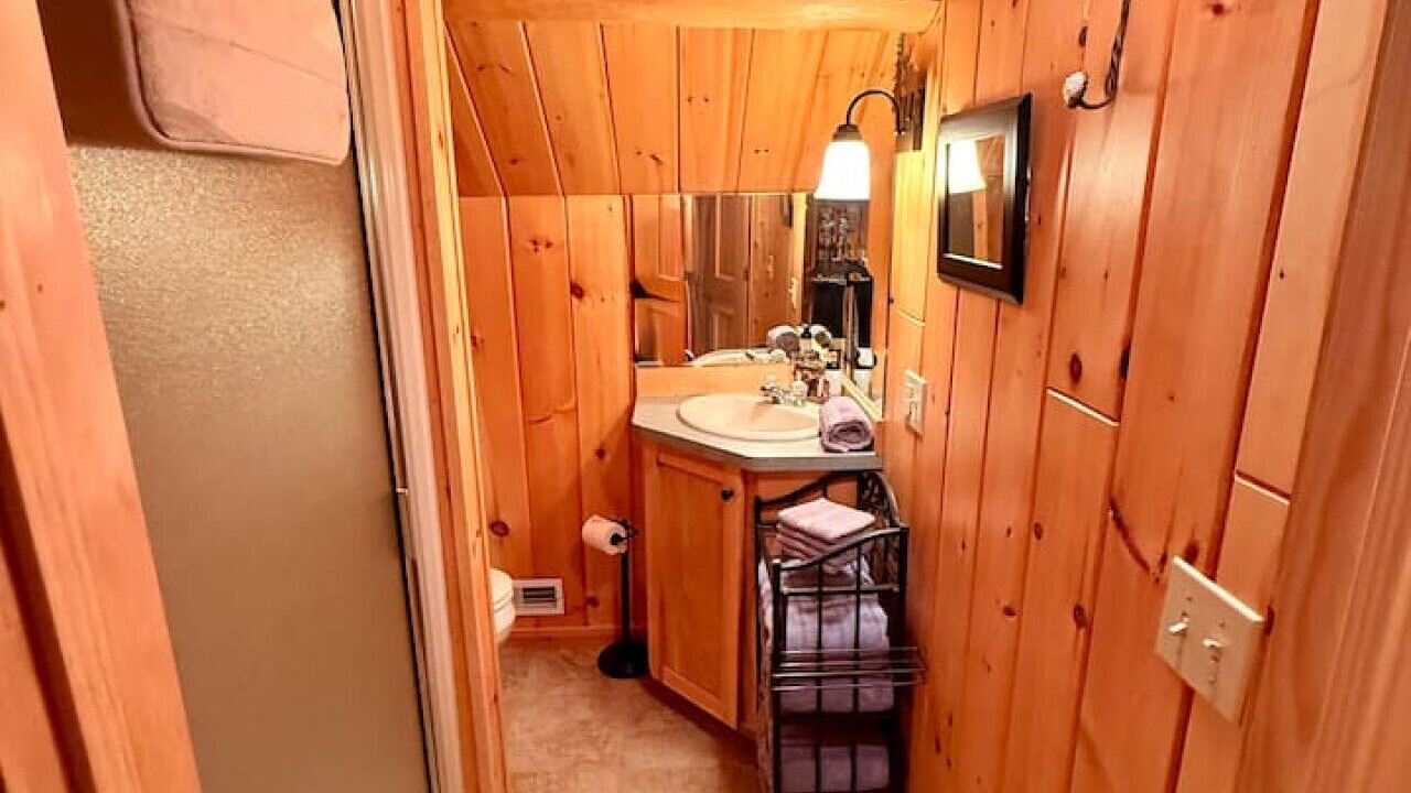 Photo of Bathroom in Rockwood