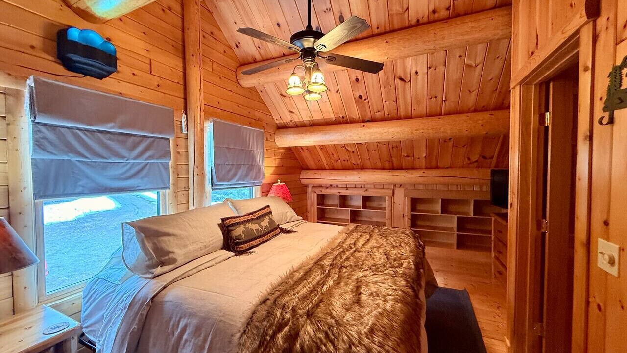 Photo of Bedroom in Rockwood