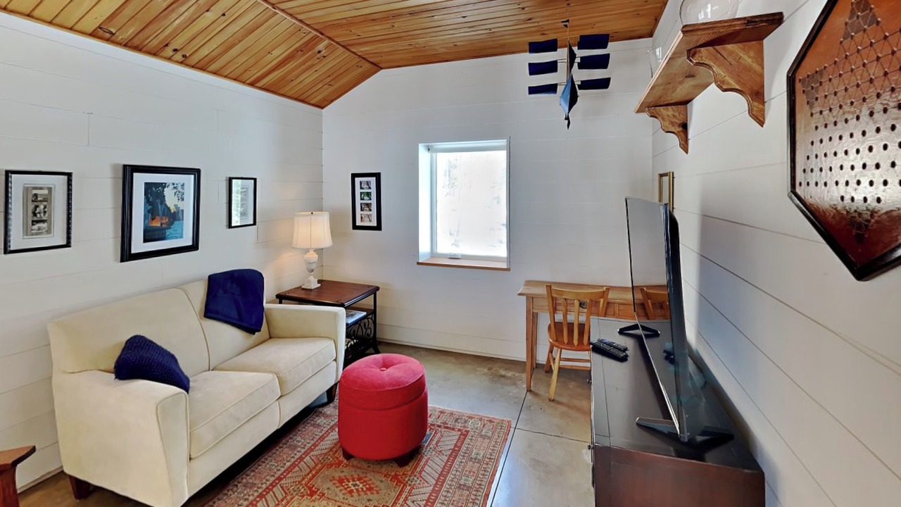 Photo of Livingroom in Liberty