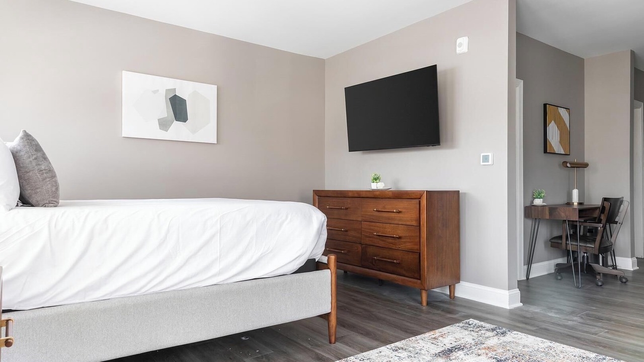 Photo of Bedroom in Downtown Columbus