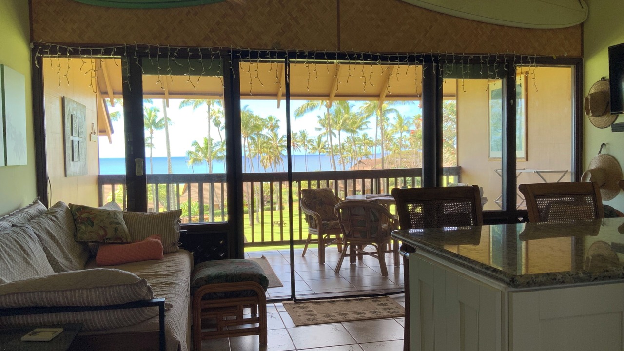 Photo of Livingroom in Maunaloa