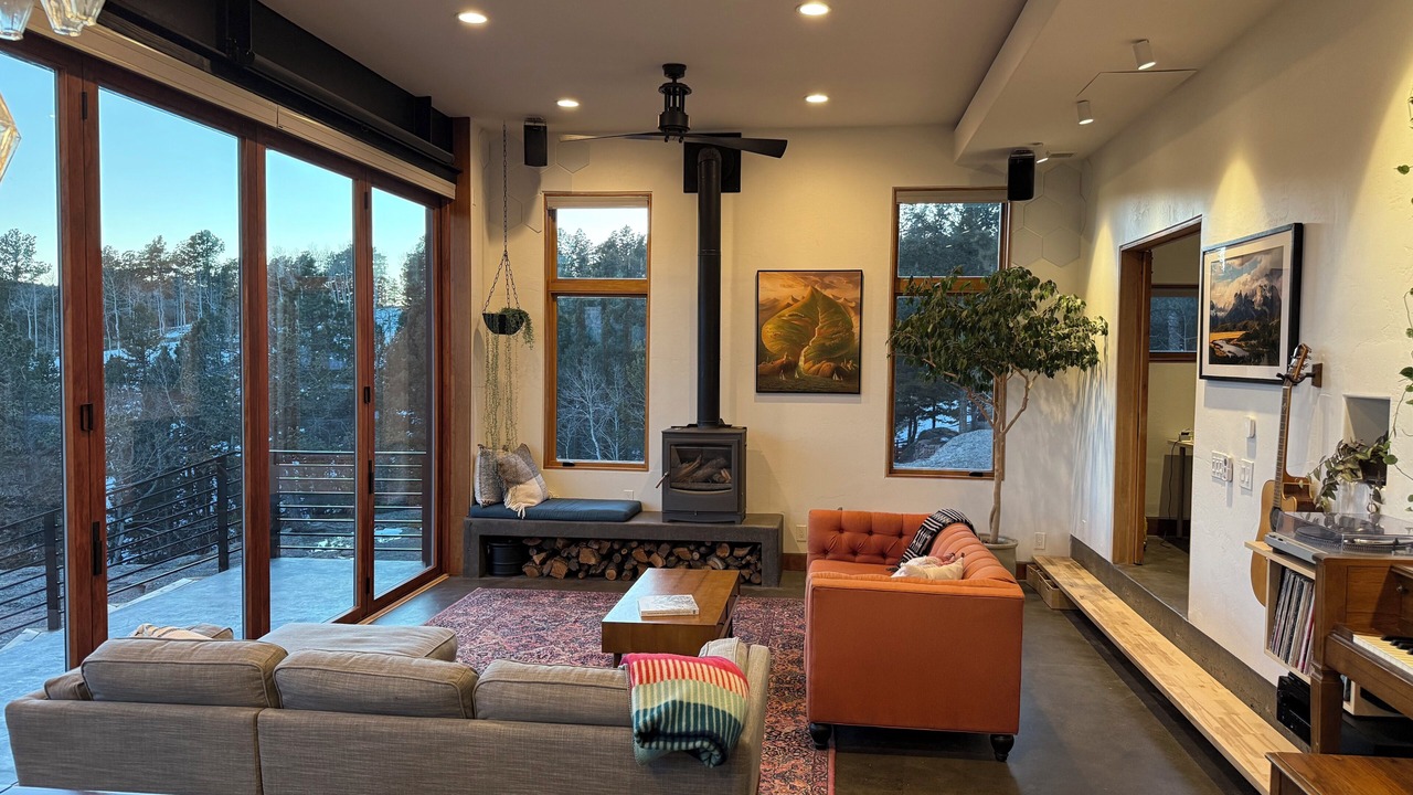 Photo of Livingroom in Woodland Park