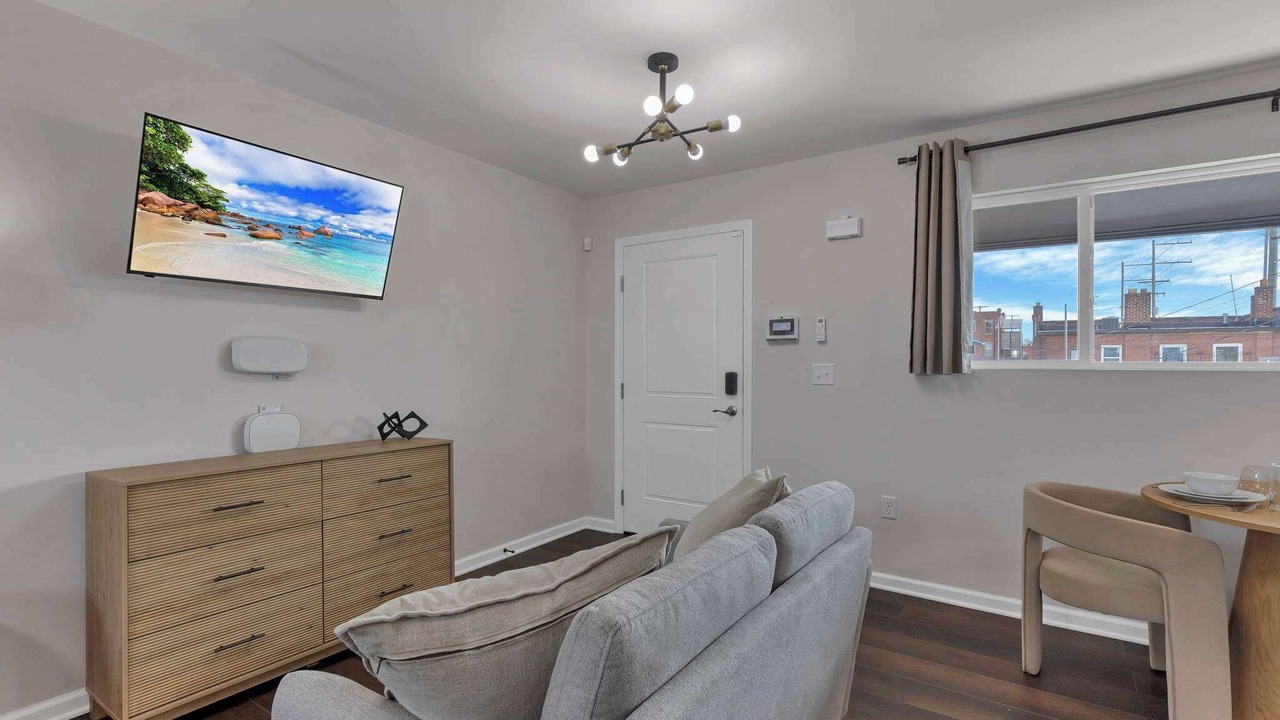 Photo of Livingroom in Olde Towne East