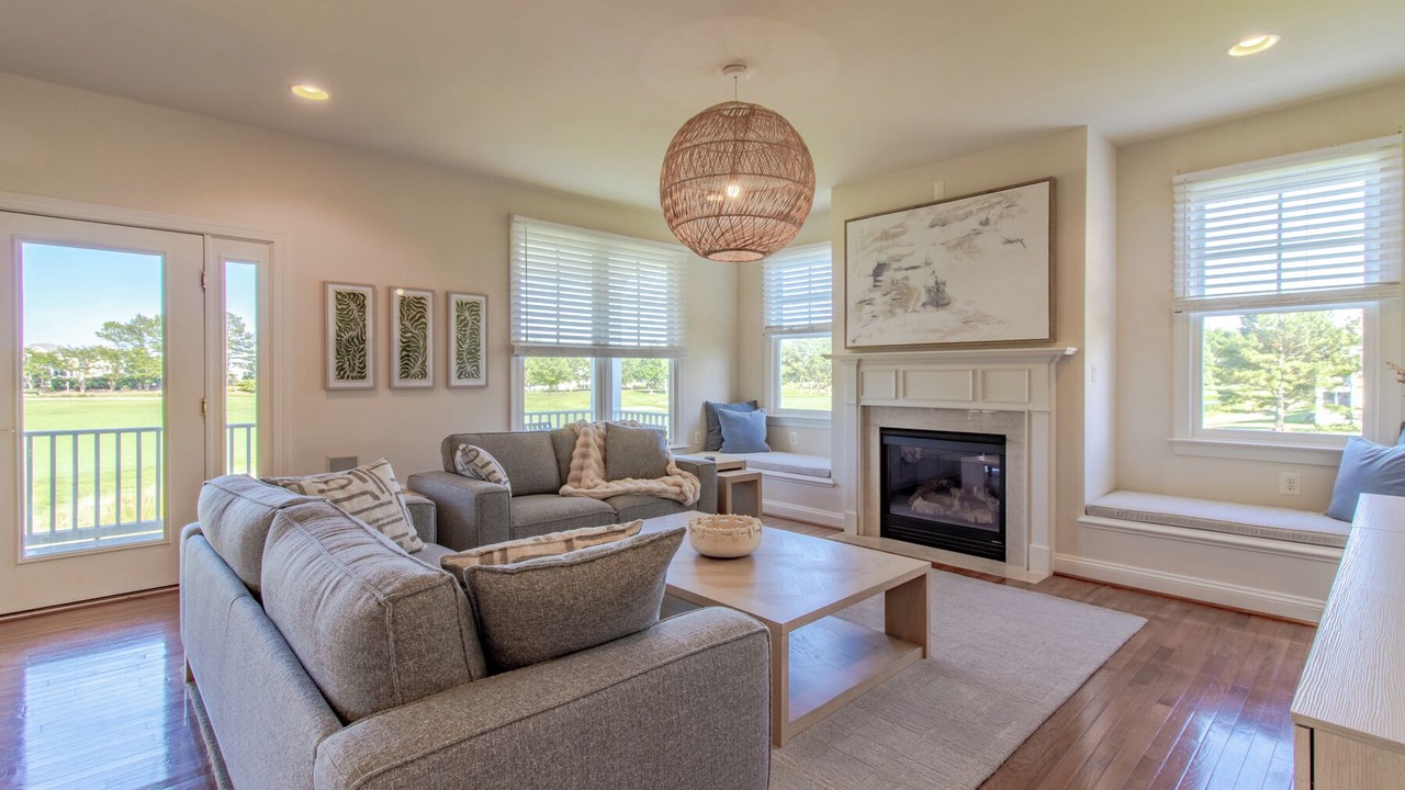 Photo of Livingroom in Long Neck