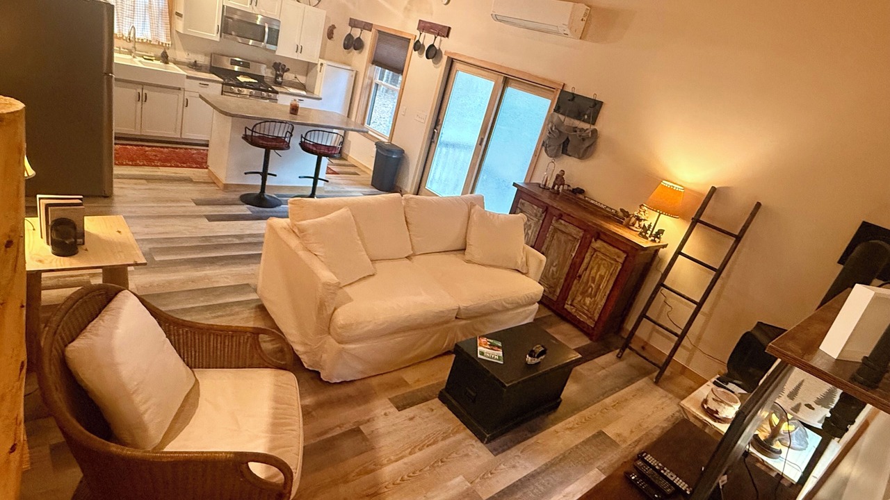 Photo of Livingroom in North New Portland