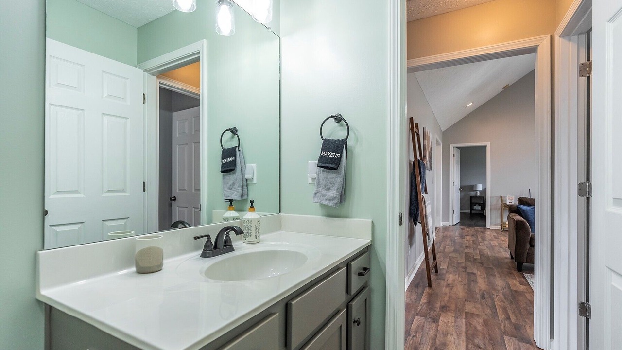 Photo of Bathroom in Lawrenceburg