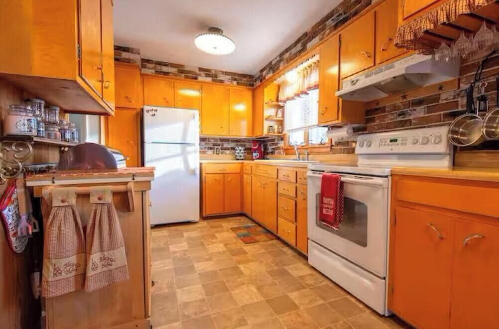 Photo of Kitchen in Sherman Station