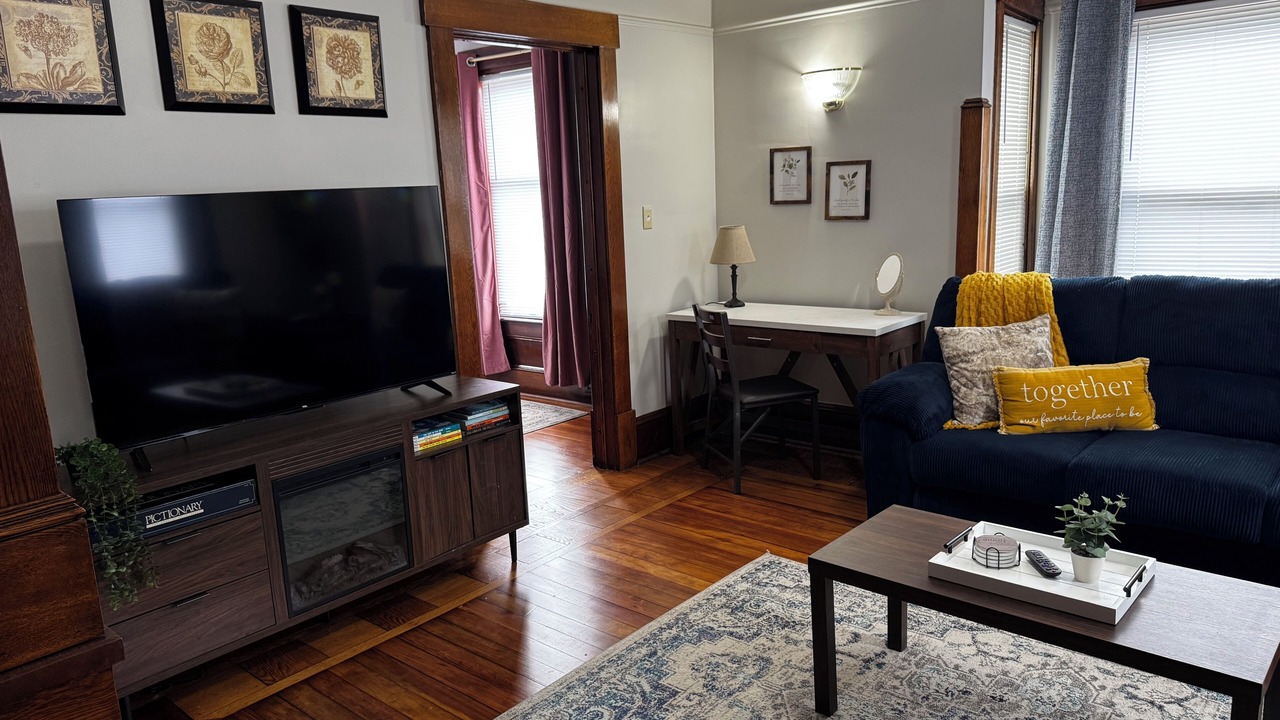 Photo of Livingroom in Lexington