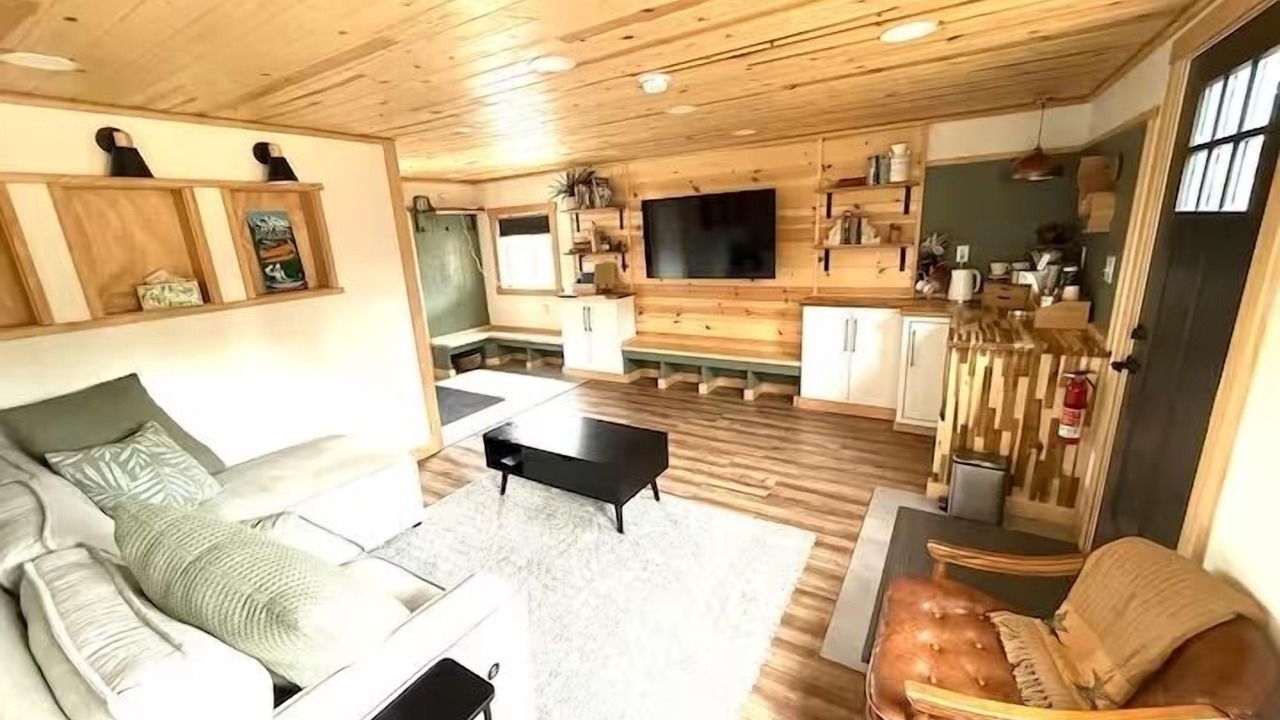 Photo of Livingroom in Kenny Lake