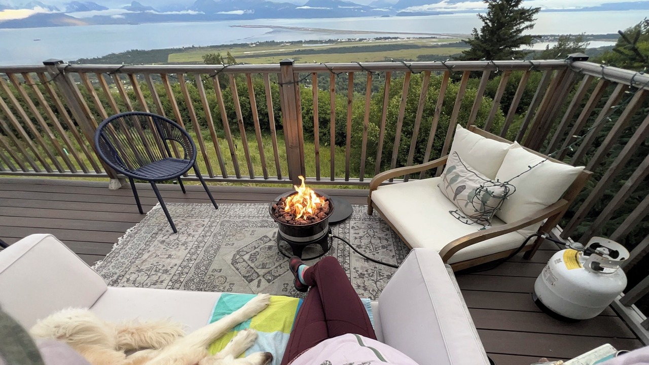 Photo of Patio Balcony in Homer