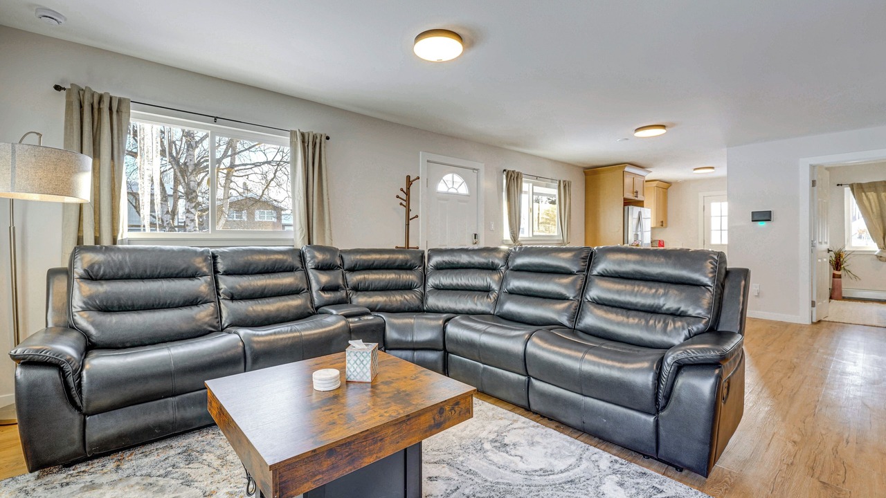Photo of Livingroom in Midtown Anchorage