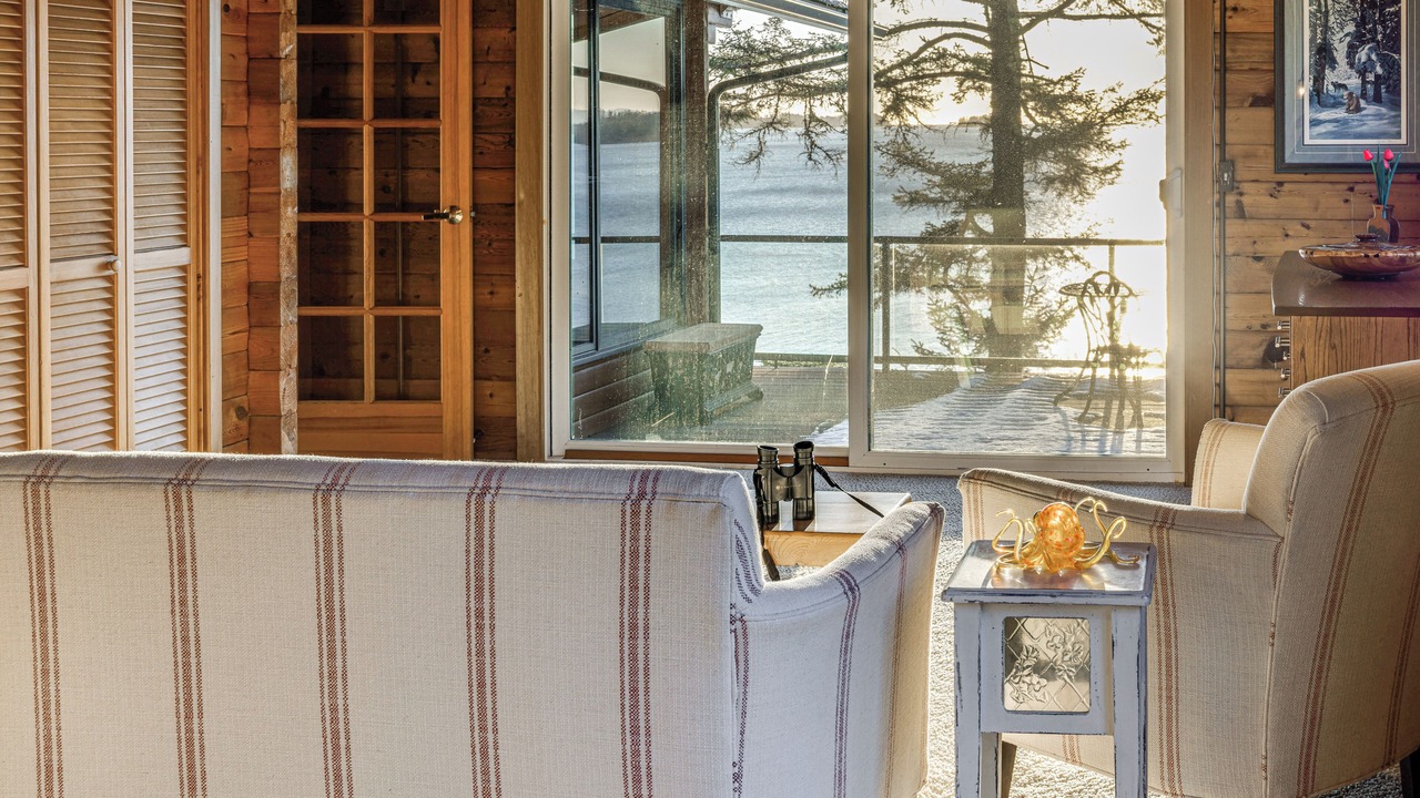 Photo of Livingroom in Sitka