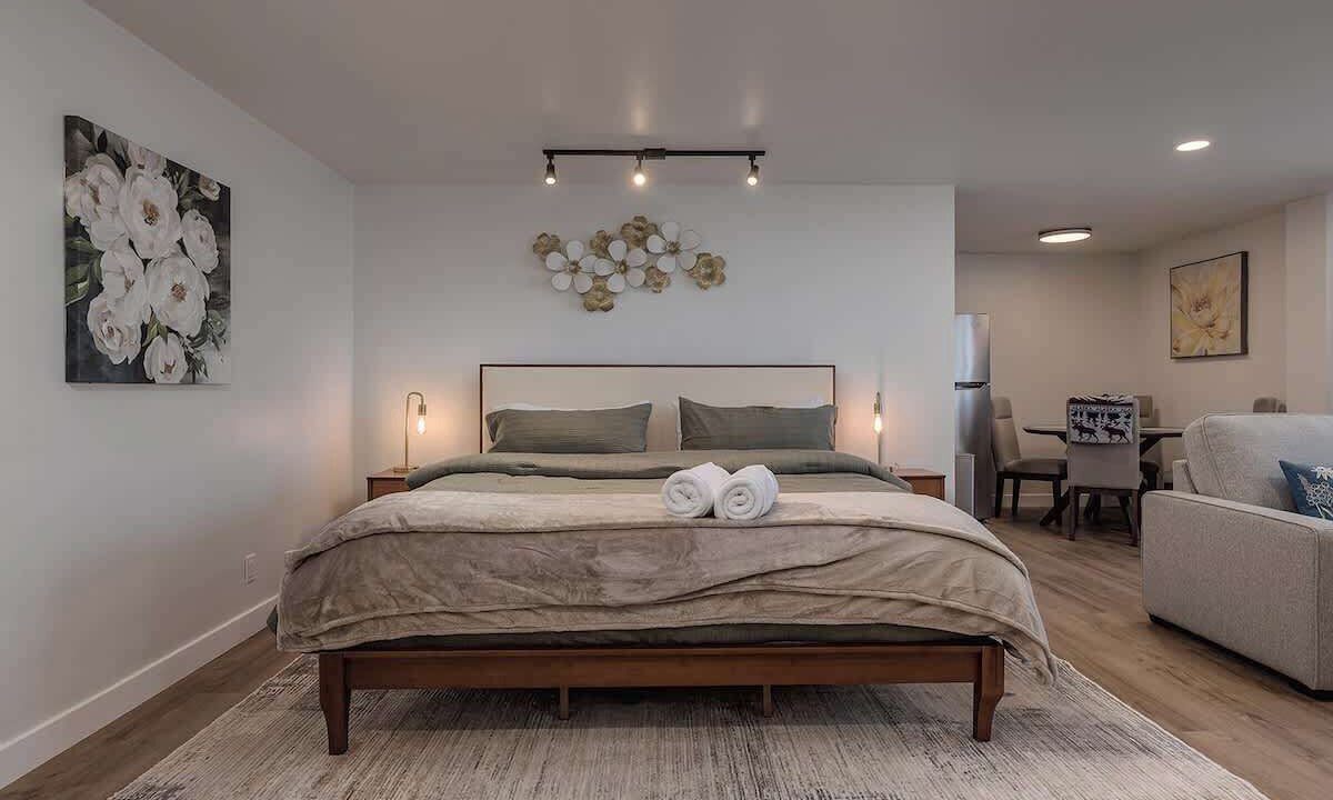 Photo of Bedroom in Downtown Anchorage