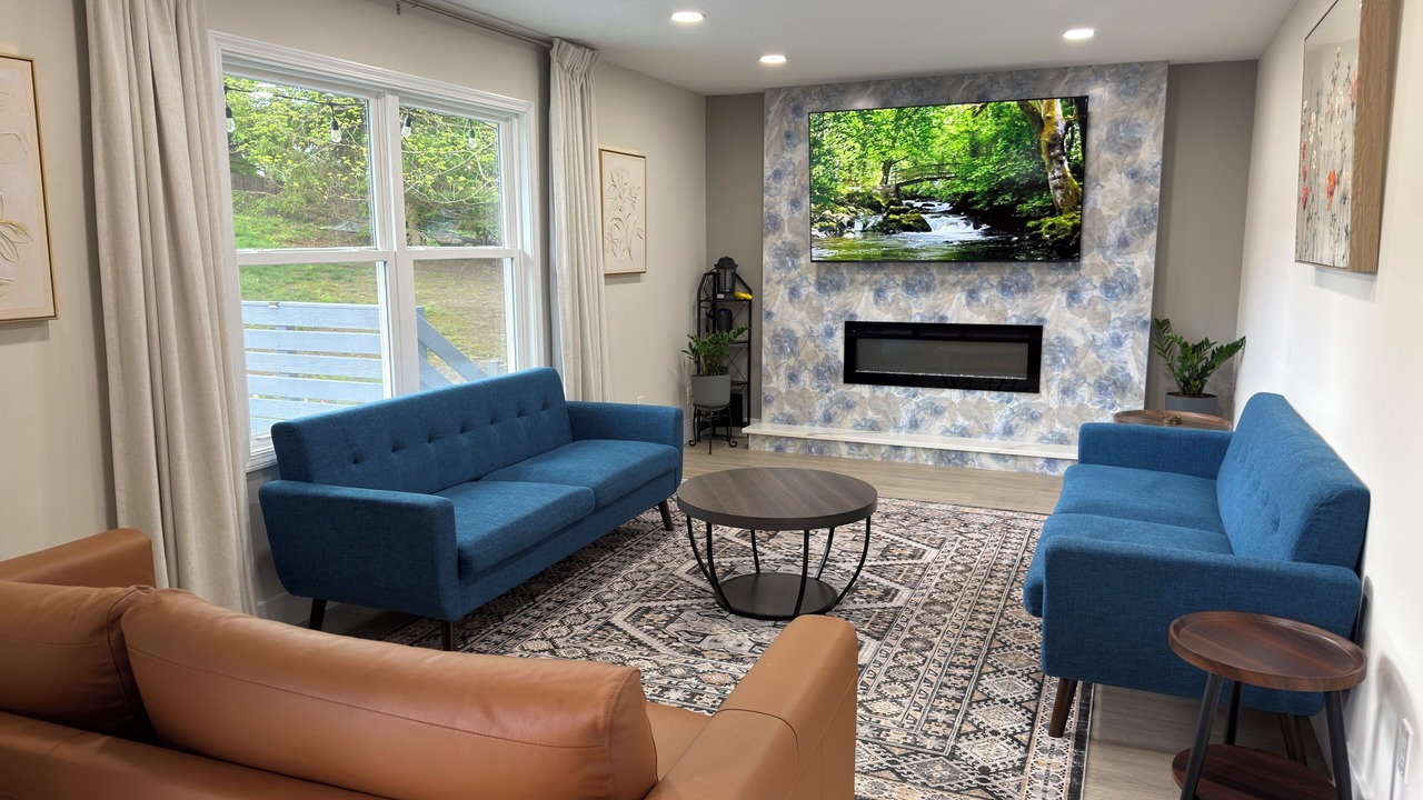 Photo of Livingroom in Gahanna