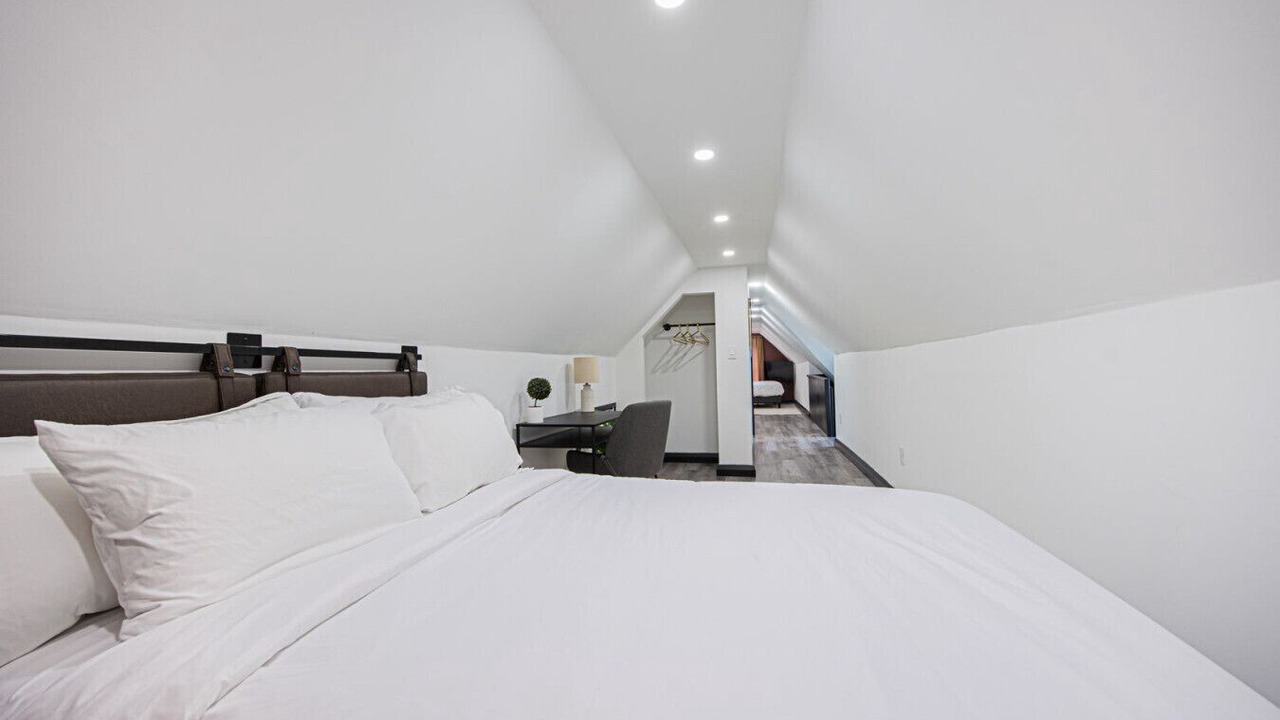 Photo of Bedroom in Downtown Columbus