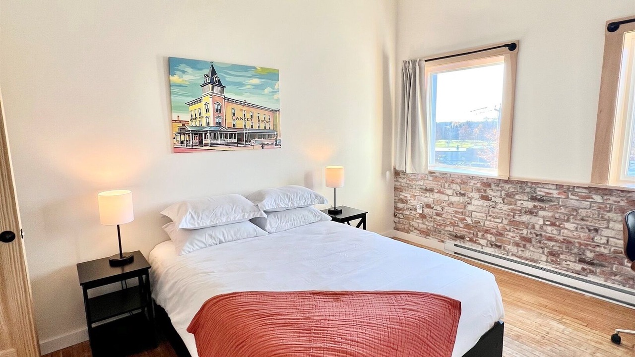 Photo of Bedroom in Pittsfield
