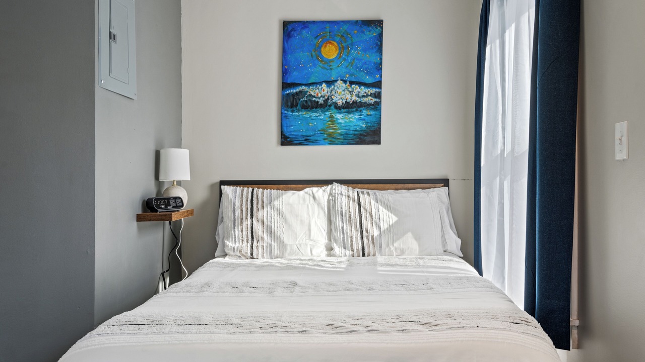 Photo of Bedroom in Pittsfield