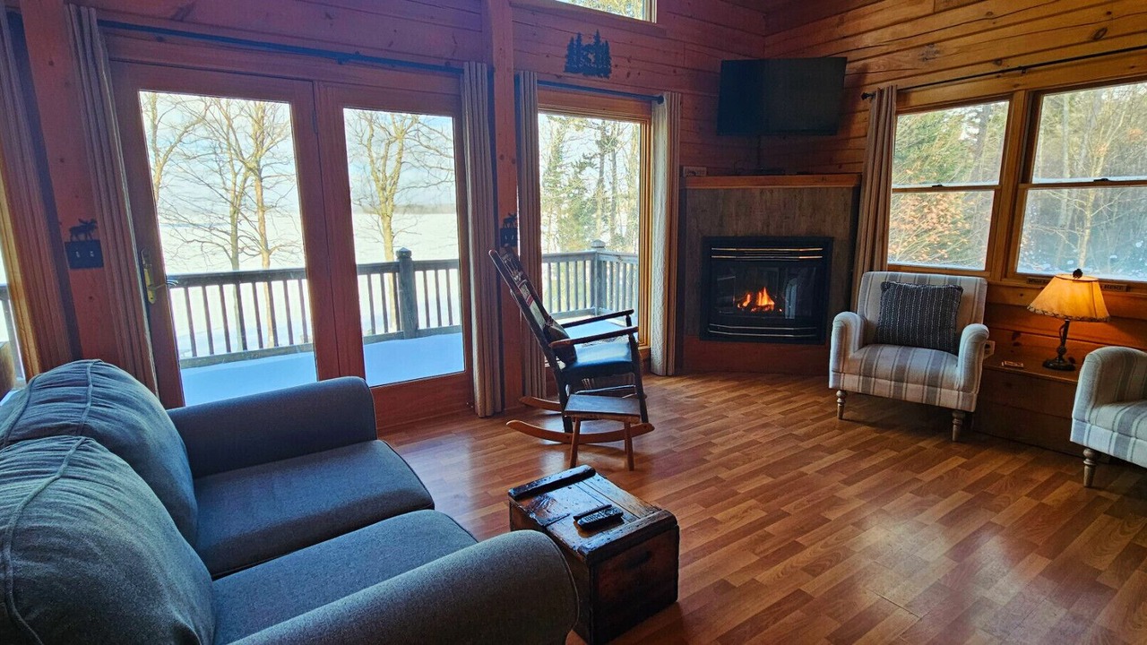 Photo of Livingroom in Northeast Somerset