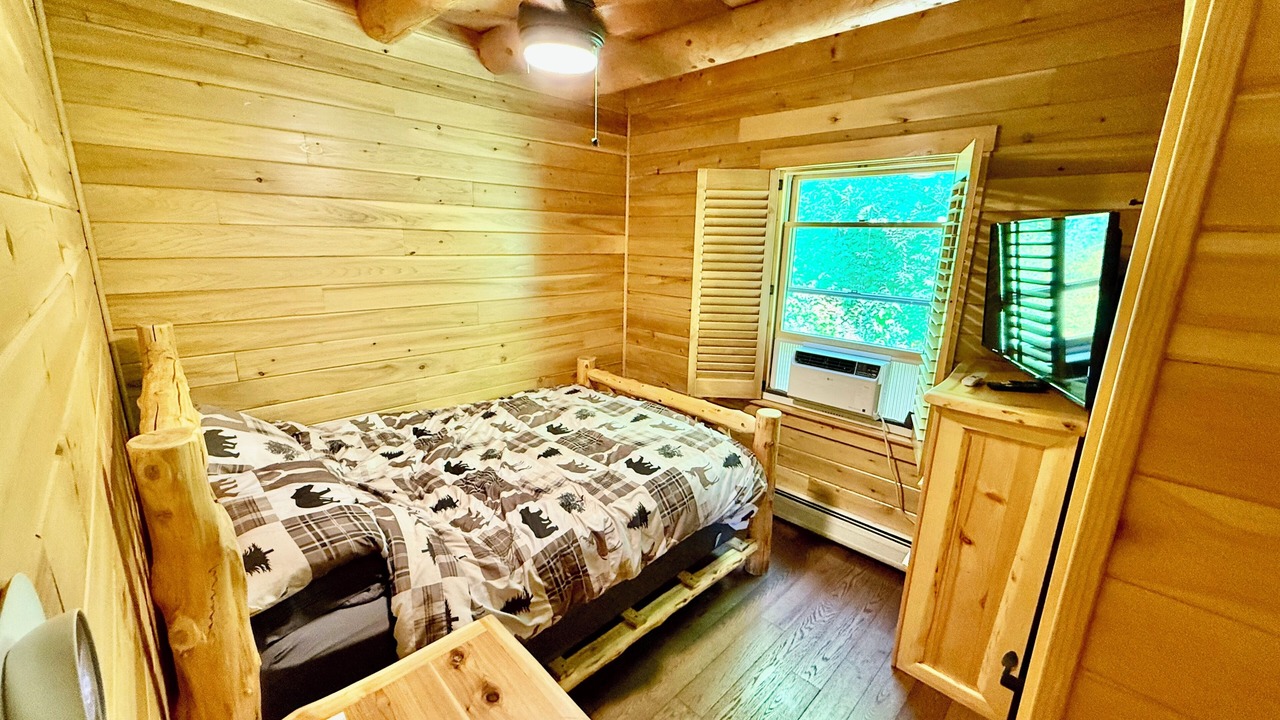 Photo of Bedroom in Gilead