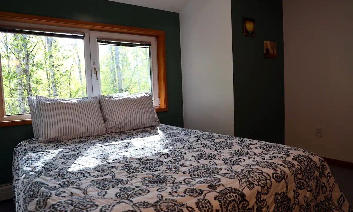 Photo of Bedroom in Fairbanks