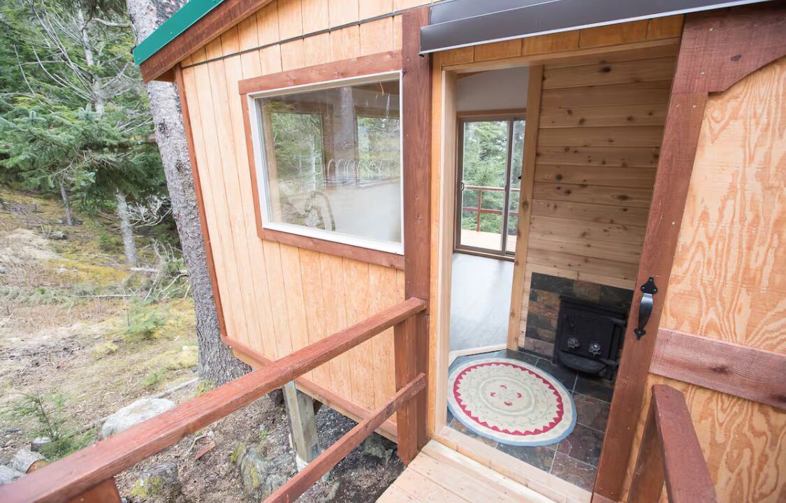 Photo of Bedroom in Mud Bay