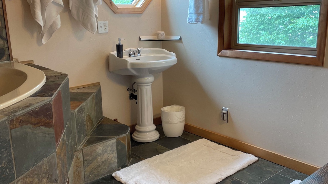 Photo of Bathroom in Mud Bay