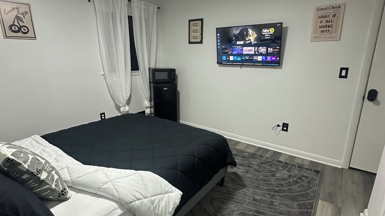 Photo of Bedroom in East Point
