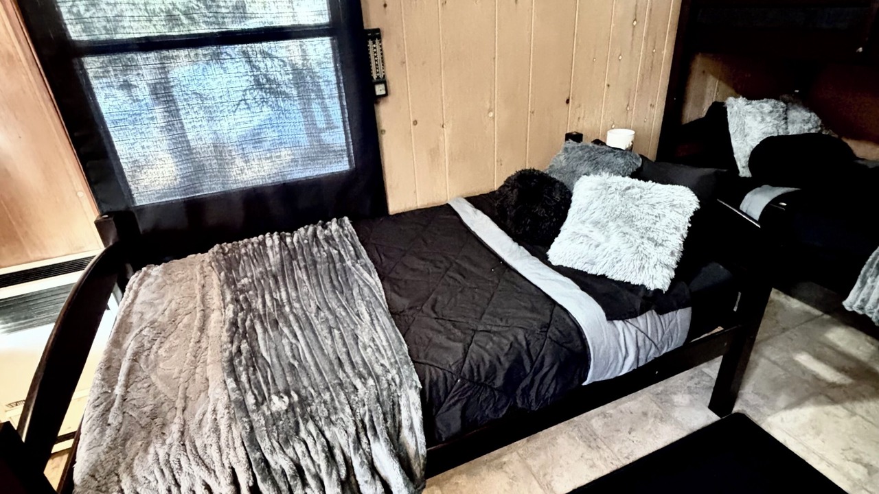 Photo of Bedroom in Kasilof