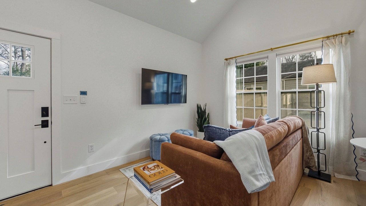 Photo of Livingroom in Decatur