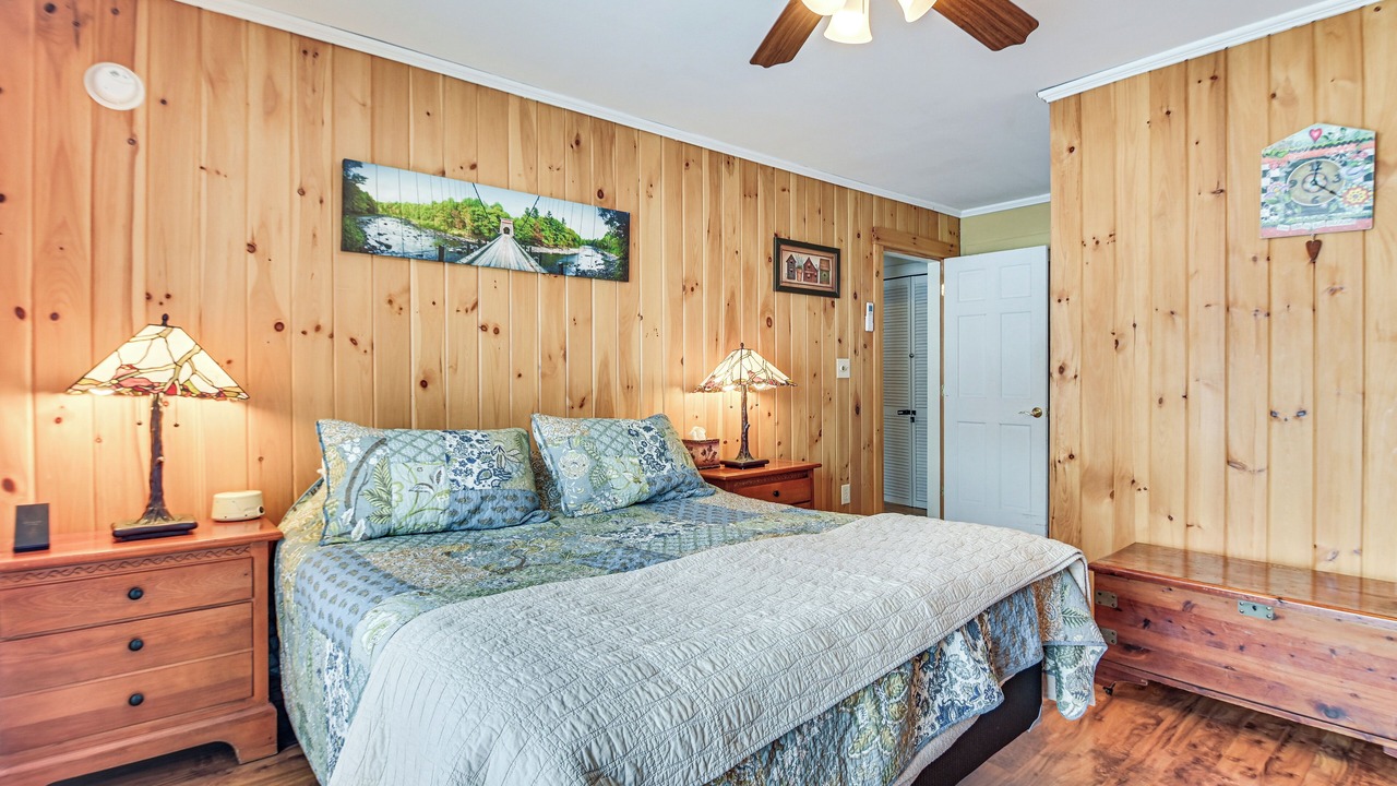 Photo of Bedroom in Dryden