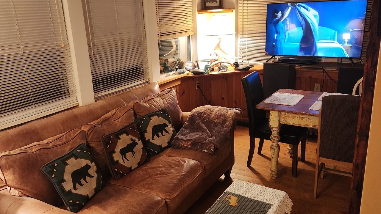 Photo of Livingroom in Northeast Somerset