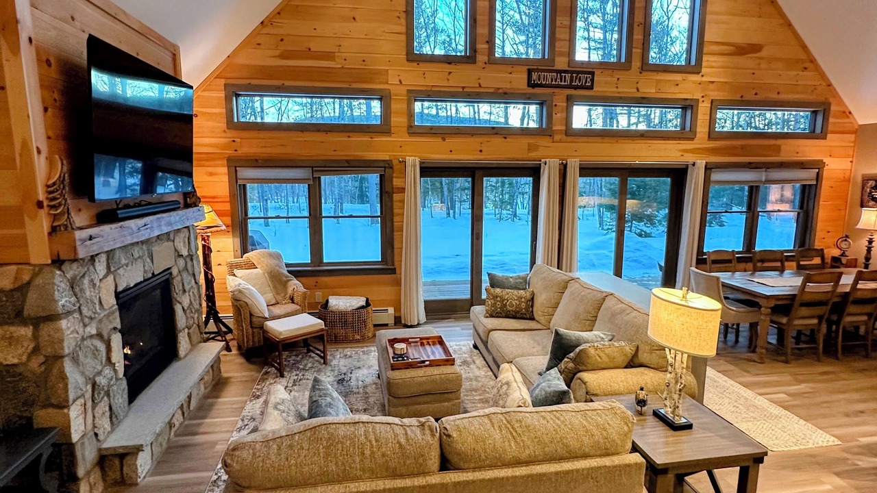 Photo of Livingroom in Bethel
