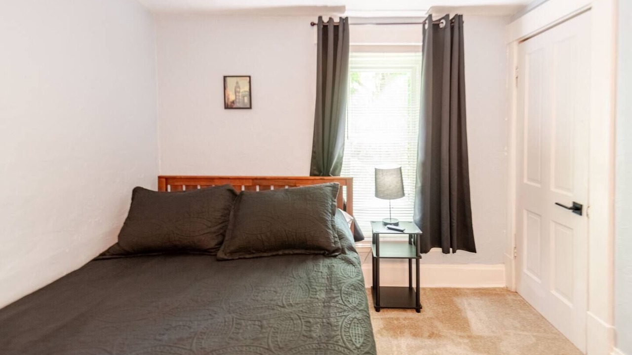 Photo of Bedroom in Downtown Columbus