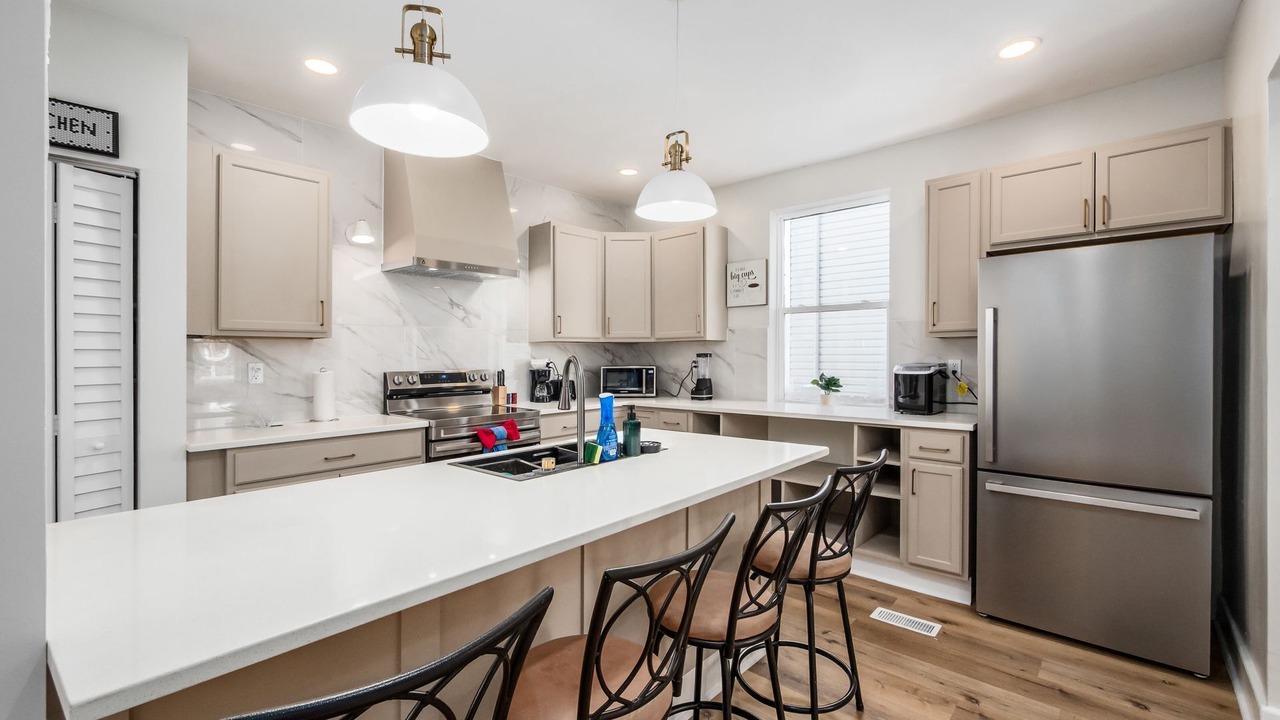 Photo of Kitchen in Livingston Park